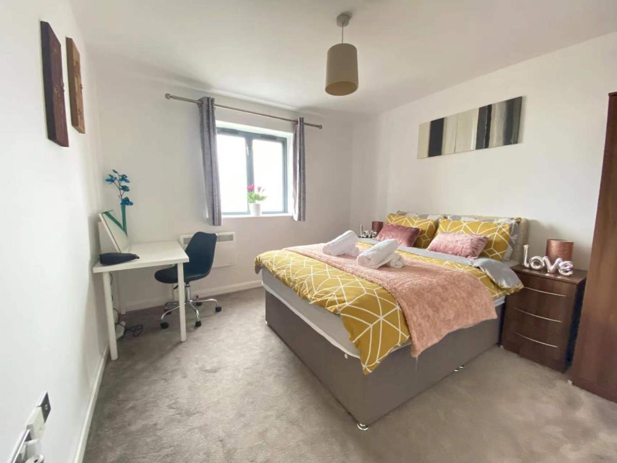 Beach Front Apt With Stunning Sea View Swansea Exterior foto
